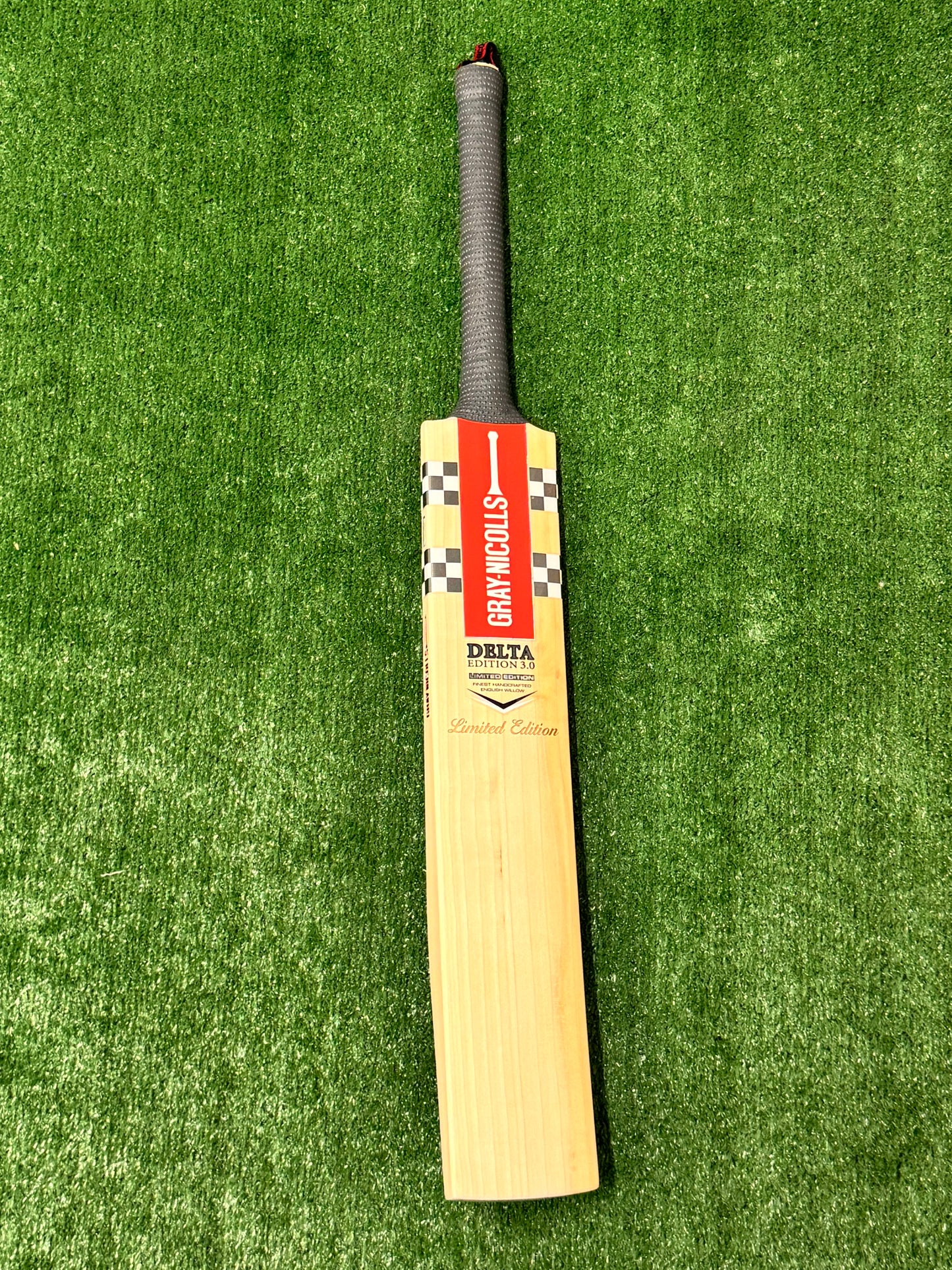 Gray Nicholls Delta 3.0 LTD Edition