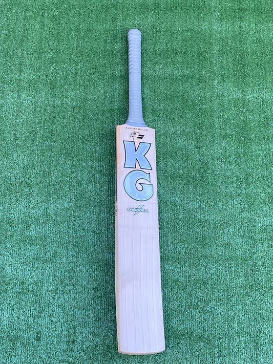 KG Thunder Cricket Bat