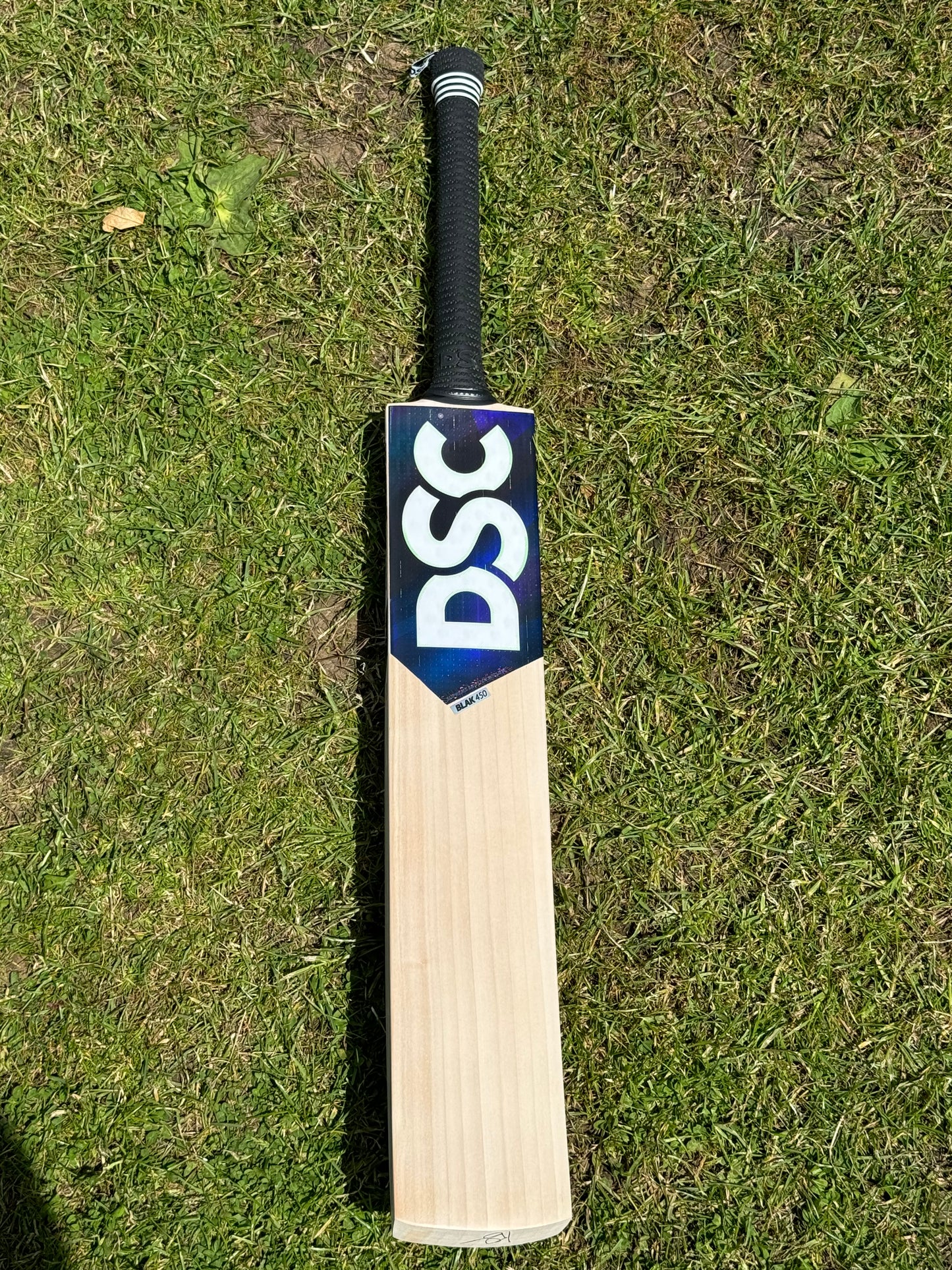 DSC Blak 450 Cricket Bat