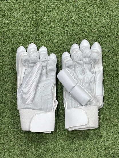 Unbranded gloves