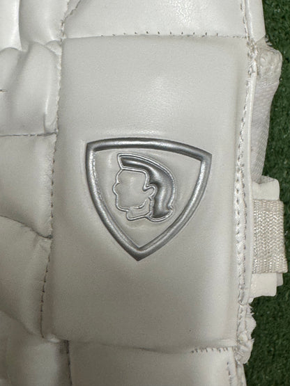 Mullet batting pads